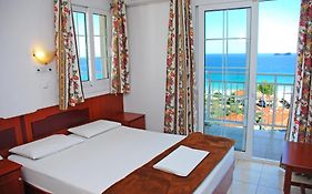 Hotel Smaragdi